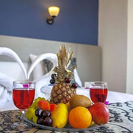 Demyra Boutique 3*